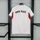 CAMISA DE BASEBOL DO RIVER PLATE 25/26 BRANCO E VERMELHO
